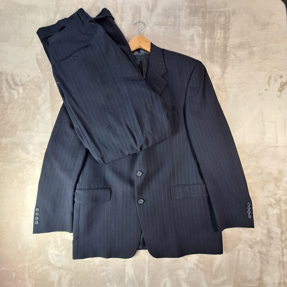 Vintage Hart Schaffner Marx Suit Mens 42R 38x29 Blue Pinstripe 2 Piece USA 90s